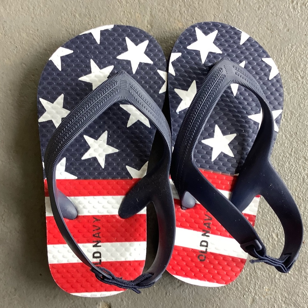 Old Navy boy pool/beach sandal